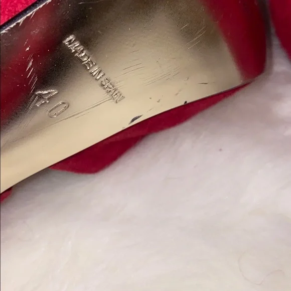 🌟SOLD🌟COPY - Red suede heels - Picture 6 of 7